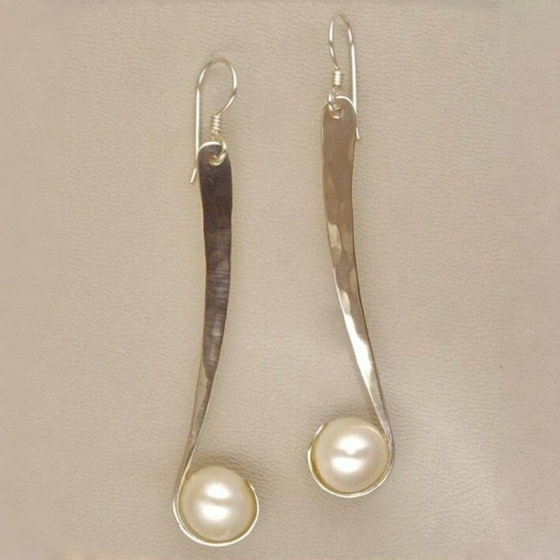 Minimally Streamlined Curved Rod Ear Hook Earrings